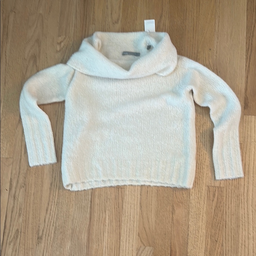 Vince Cream Chunky Knit Turtleneck Sweater